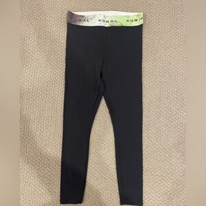 Black Koral leggings -Size XL